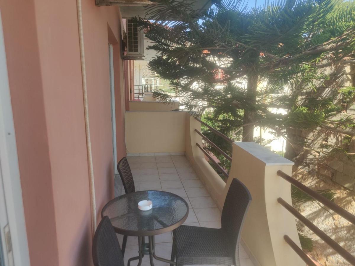 Monemvasia Lazarus Beach Apartment Monemvasía Exterior foto